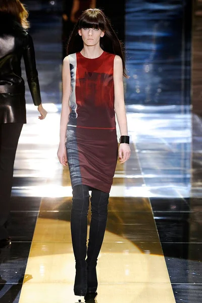 Look 34